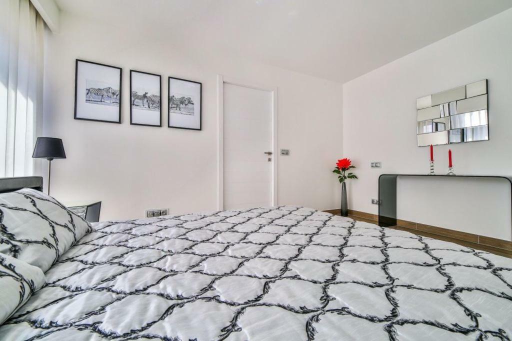 7 Croisette Apartment คานส์ ภายนอก รูปภาพ